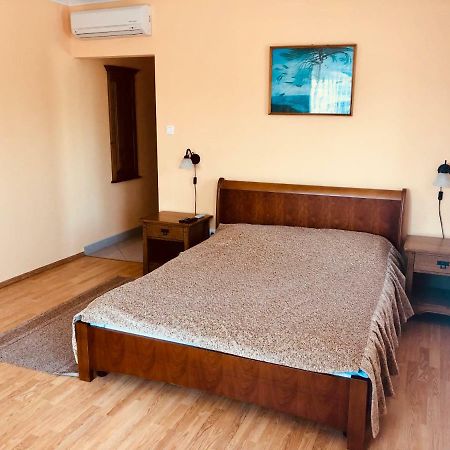 Horvath Vendeghaz Hotell Orosháza Exteriör bild